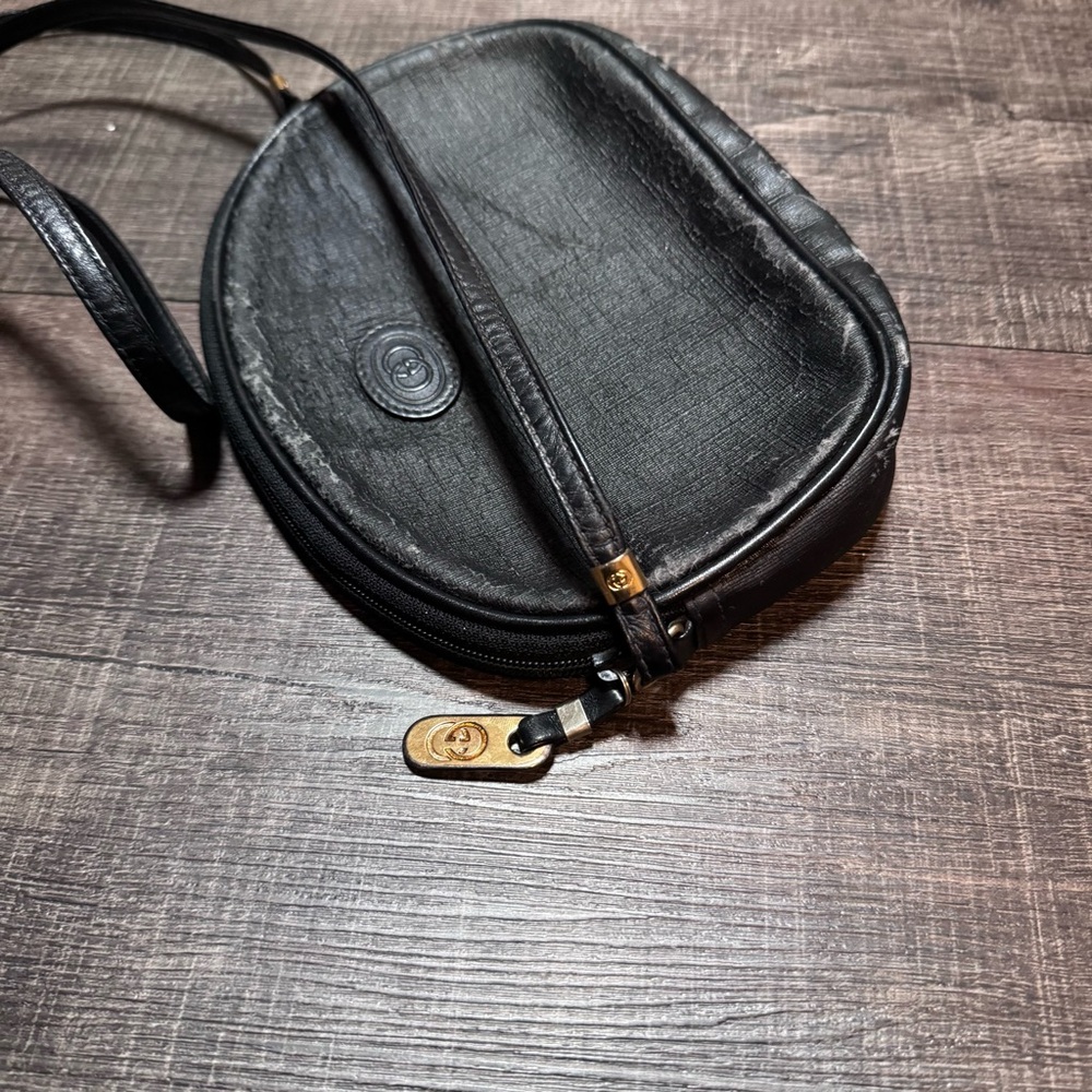 Gucci Vintage 1980s Black Crossbody Bag - Picture 5 of 11